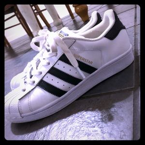Adidas super stars